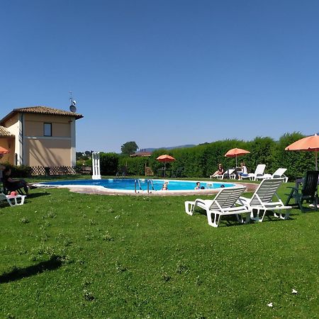 Hotel Villaggio Le Stelline Montefalco Buitenkant foto